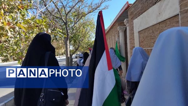 راهپیمایی ۱۳ آبان؛ روز دانش‌آموز 