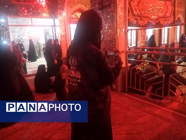 برگزاری مراسم شب سوم عزاداری اباعبدالله(ع) در تکیه ابوالفضلی نیشابور