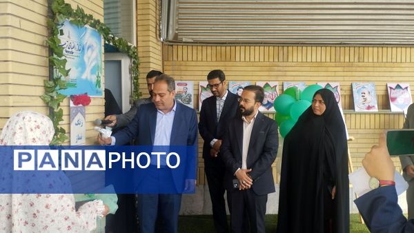 طنین انداز شدن زنگ نماز در دبستان لطیفه 