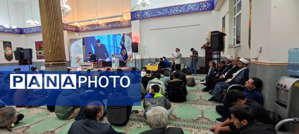 پدیده نوجوان قرآنی در محفل انس با قرآن کریم در دانشگاه علوم پزشکی خراسان شمالی