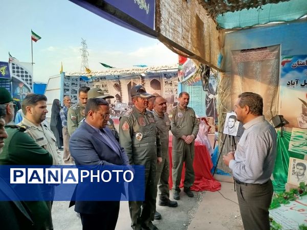 بازدید فرمانده پایگاه پنجم رزمی هوانیروز مشهد از دومین کنگره ملی شهید مدرس (ره) 