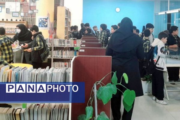 رونمایی از کتاب پسری که پرواز کرد در کتابخانه شیخ صدوق شهرری