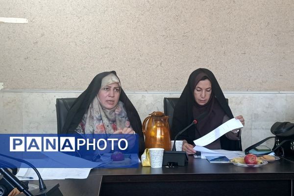 جلسه توجیهی جذب، ثبت و سازماندهی اعضاء تشکیلات سازمان دانش‌آموزی