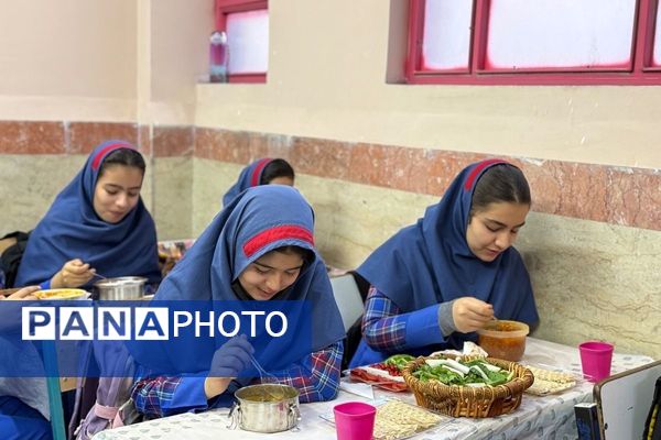 از کلاس تا سفره؛ جشنواره غذای مدارس شهرستان ملارد 