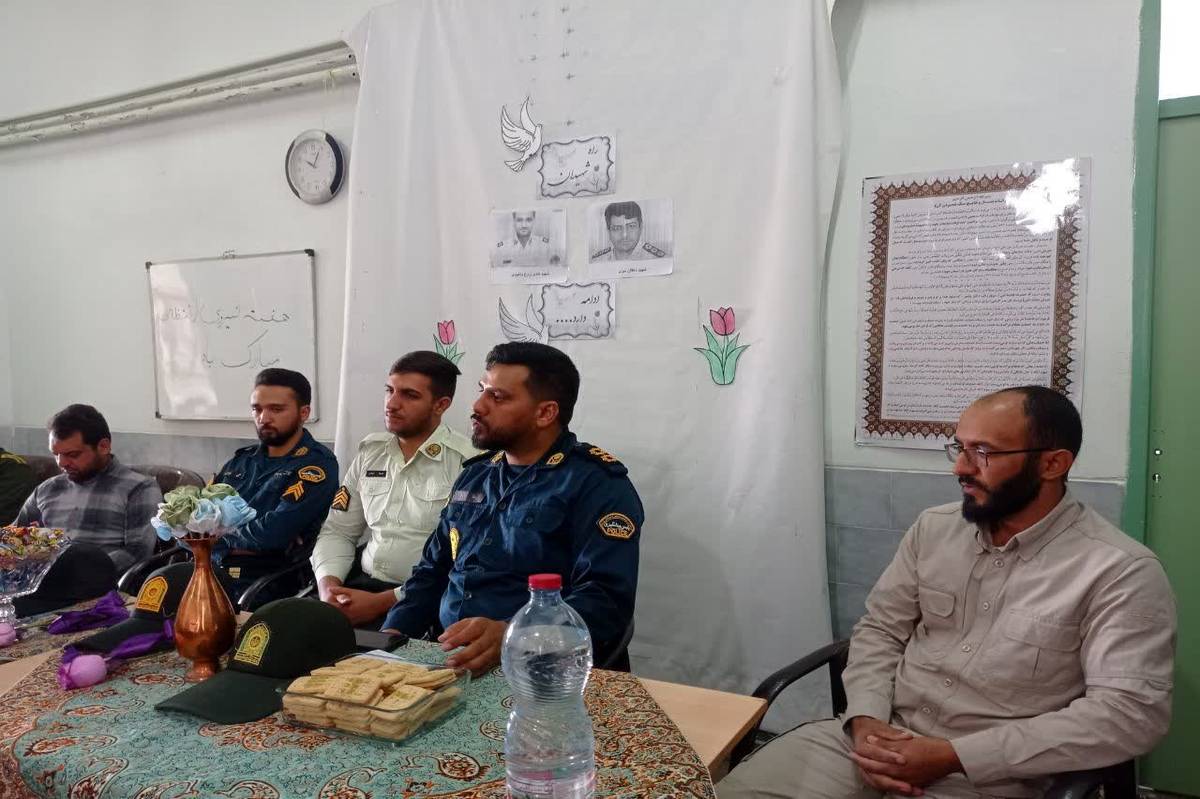 پلیس؛ پشتیبان مطمئن دانشآموزان در مسیر زندگی
