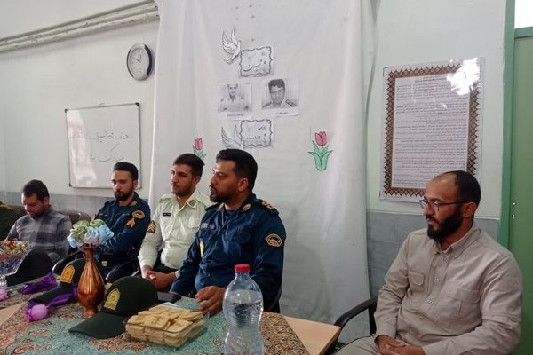 پلیس؛ پشتیبان مطمئن دانش‌آموزان در مسیر زندگی