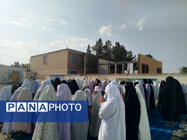 نماز باران در دبستان دخترانه حضرت مریم(س) شهرستان سرخس