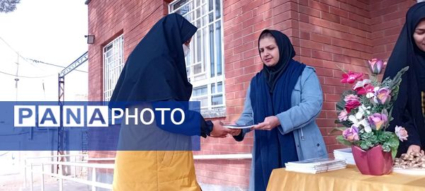 تجلیل از دانش آموزان چادری دبیرستان مادرمهربان خلیل آباد