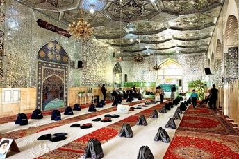  اهدا ۲۰۰ بسته لوازم التحریر به دانش‌آموزان نیازمند
