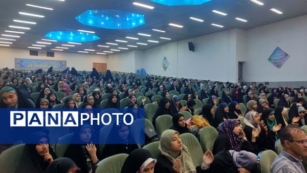 برگزاری اردو یاوران ولایت دختران متوسطه اول استان اصفهان