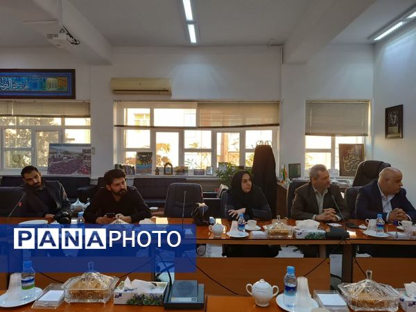 نشست هم‌اندیشی مدیران آموزشی و حوزه مدرسه‌سازی مشهد