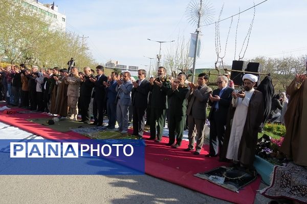 اقامه نماز عید فطر در شهرستان بجنورد 
