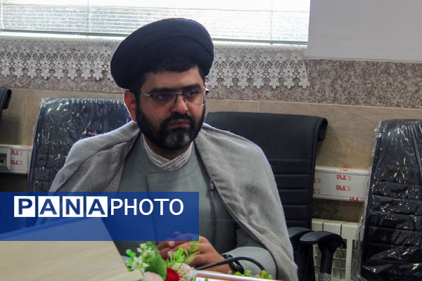 دیدار خبرنگاران خبرگزاری پانا اردکان با مدیریت آموزش و پرورش 
