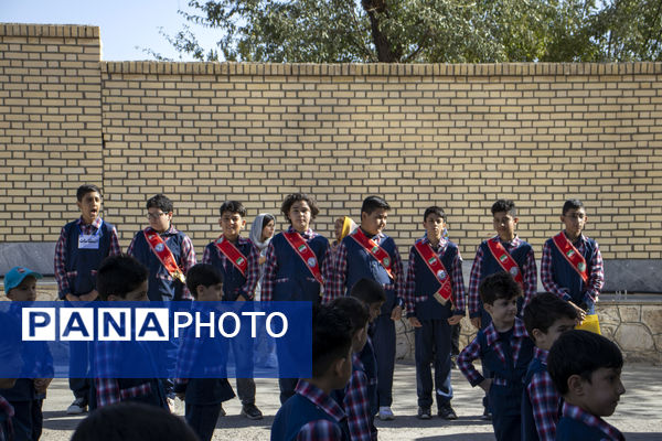 برگزاری آیین نمادین «جشن عاطفه‌ها» در مدارس شهرستان محلات