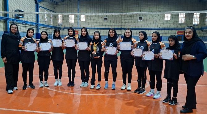 پایان پرشور مسابقات والیبال بین‌مدرسه‌ای در شهریار