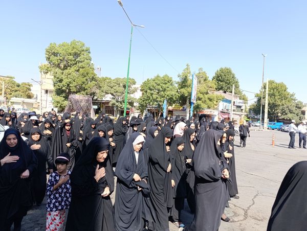 اجتماع جاماندگان اربعین حسینی در اسلام آباد غرب