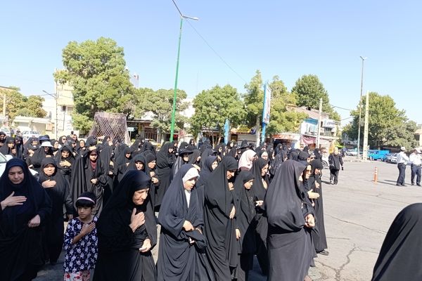 اجتماع جاماندگان اربعین حسینی در اسلام آباد غرب