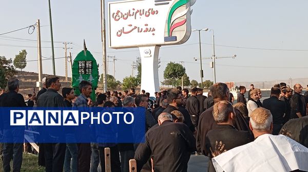 «علم‌ها در آب» سنت عاشورایی مردم بن 