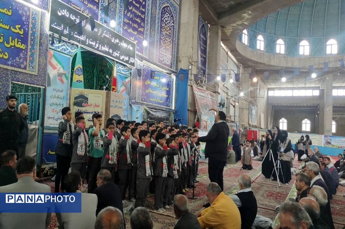 برپایی نماز جمعه و بزرگداشت روز معلم در  مسجد جامع نیشابور