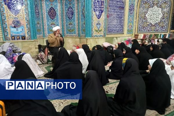 سکوت دل‌ها و طنین دعا بر فراز آسمان‌ بروجن