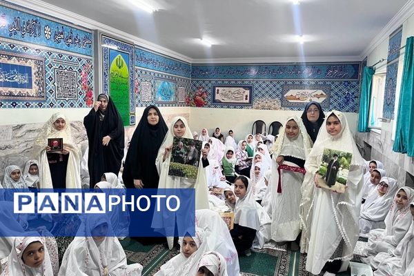 گرامیداشت سالگردشهیدحاج قاسم سلیمانی در نمازخانه مدرسه هدی و  دبستان هیات امنایی فرهنگ