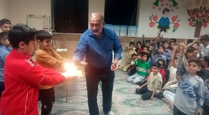  اردوی شبانه نجوم در دبستان واحدی شهرستان زارچ