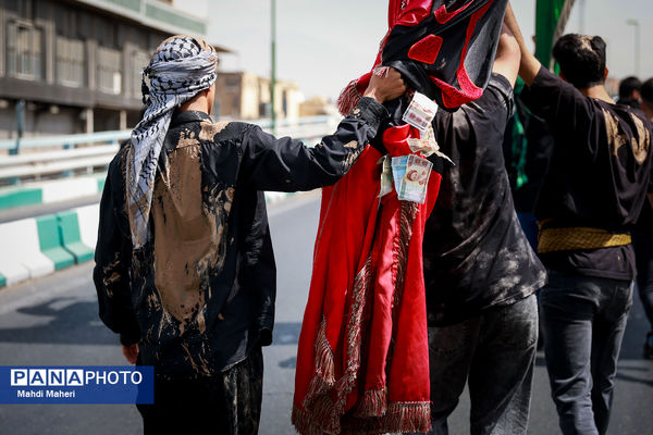 آیین سنتی کاروان عزاداری بنی اسد در تهران