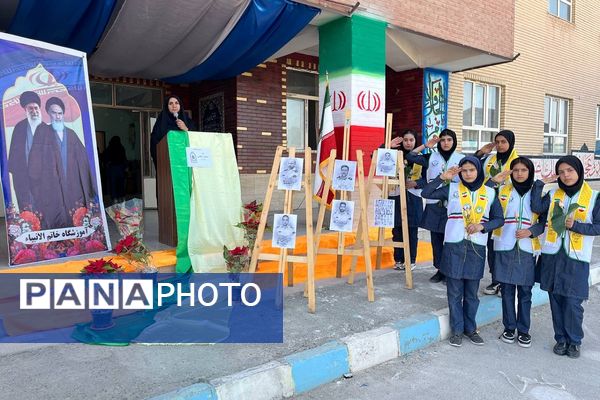 بزرگداشت هفته فراجا در مدارس دخترانه مهران، ملوک زندی و خاتم‌الانبیاء