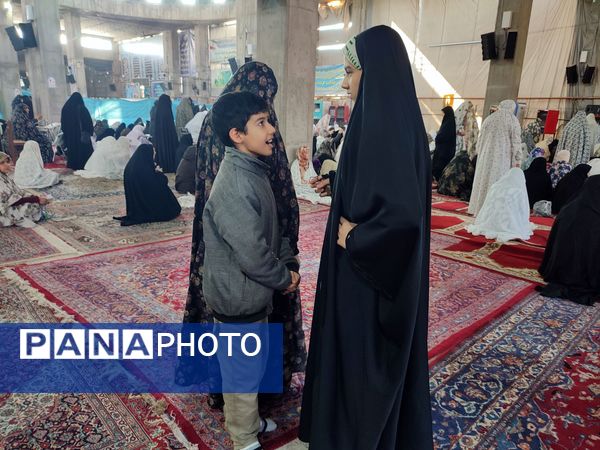 سه روز بندگی  در مسجد جامع نیشابور