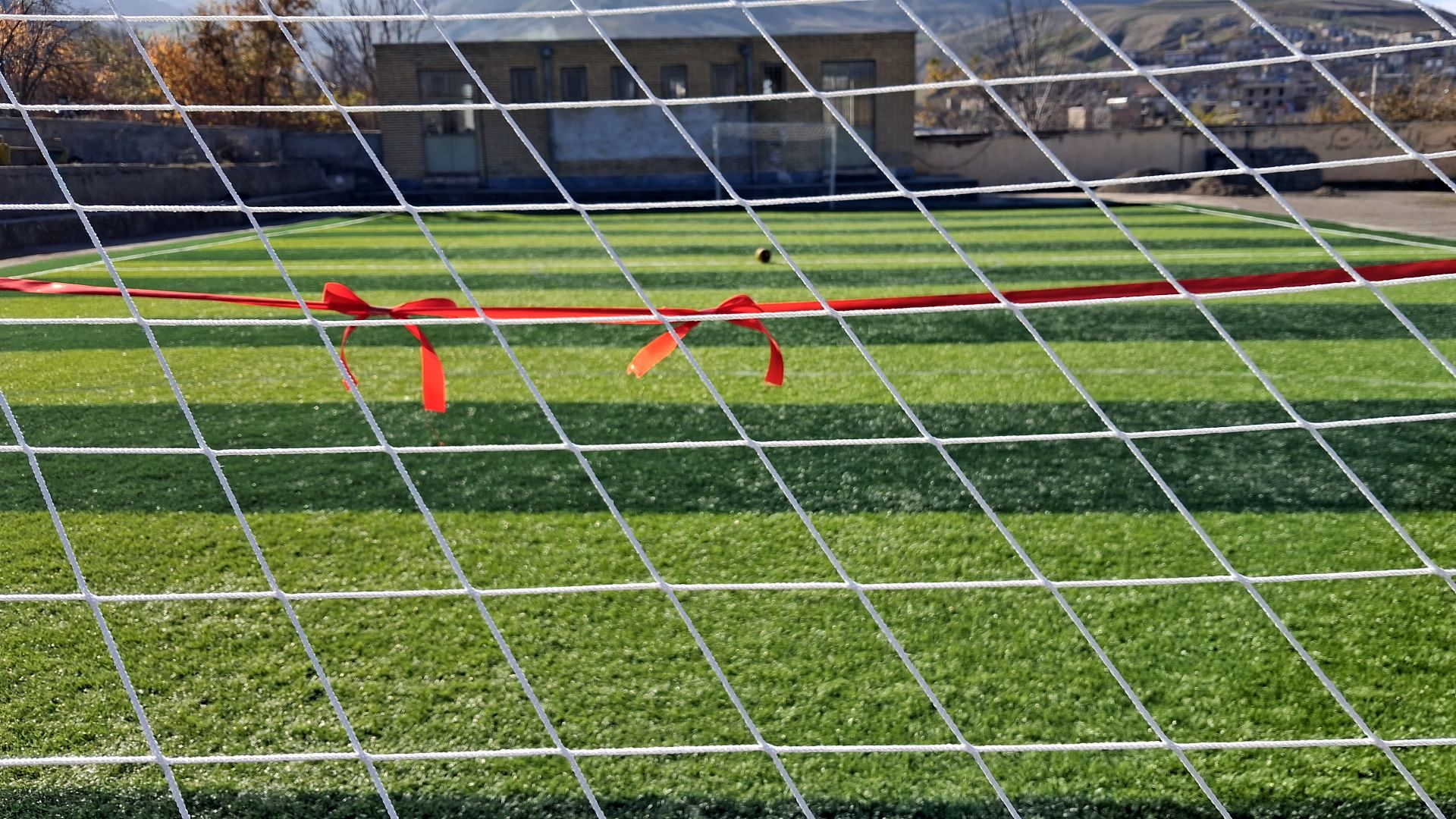 افتتاح زمین چمن مصنوعی آموزشگاه شبانه‌روزی علی بن ابیطالب آقبراز