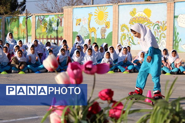 المپیاد درون مدرسه‌ای در مدرسه شهید فخرانی درق