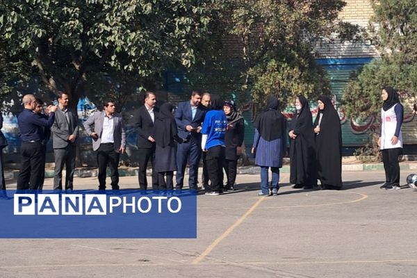 المپیاد ورزشی درون مدرسه‌ای در دبیرستان حجاب ناحیه یک شهرری