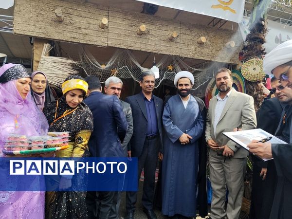 بازدید معاون پرورشی و فرهنگی وزارت آموزش و پرورش از نمایشگاه دستاوردهای کانون‌های فرهنگی تربیتی استان بوشهر