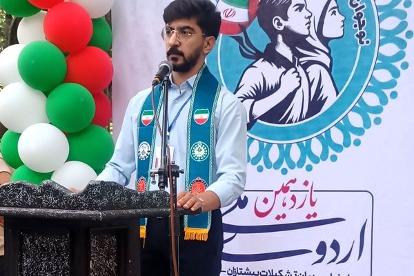 هدف سازمان دانش آموزی تربیت نسلی خلاق ،‌ پویا ، توانمند و باانگیزه است