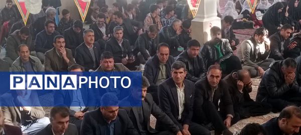 برگزاری باشکوه مراسم حماسه ۹ دی در مصلای مسجد کوهنانی