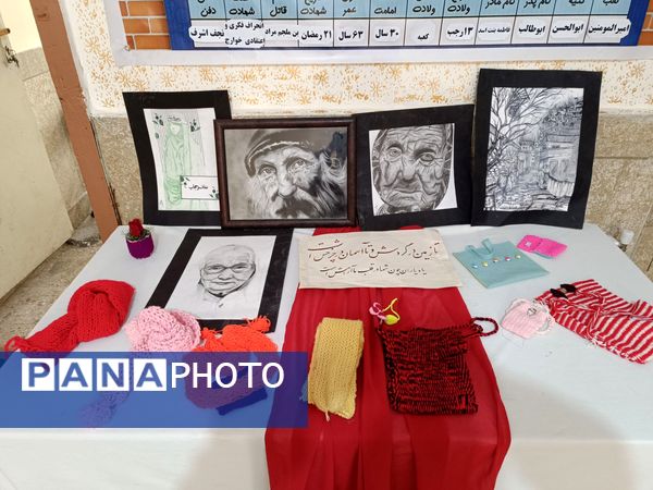 نمایشگاه هفته پژوهش در مدرسه پروین‌اعتصامی 