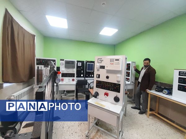 هنرستان فنی و حرفه ای شهید سلیمانی شهر نسر؛ بستری مناسب برای علاقه مندان صنعت