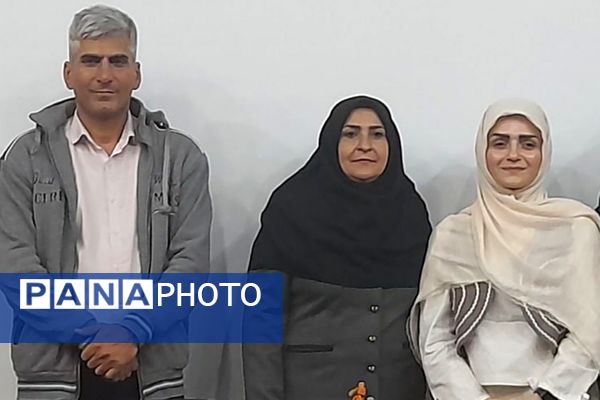 رونمایی از کتاب پسری که پرواز کرد در کتابخانه شیخ صدوق شهرری