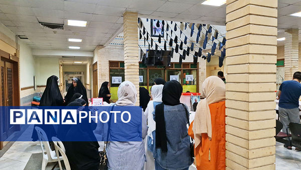 حضور پرشکوه مردم مشهد در دور دوم انتخابات ریاست‌جمهوری 