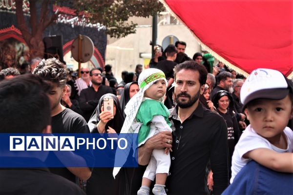 جلوه‌های باشکوه عزاداری روز عاشورا در قم