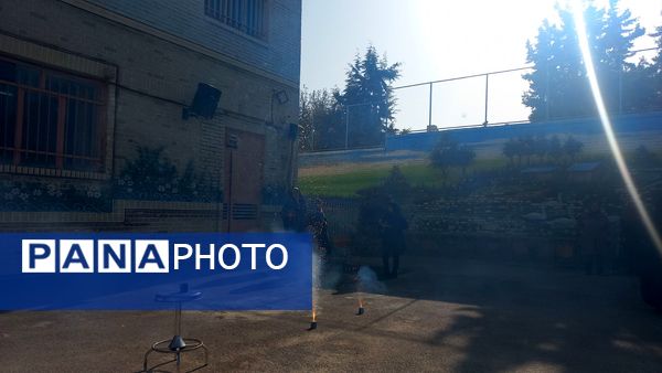 مراسم روز اول مهر و به صدا درآوردن زنگ مهر و مقاومت و ایثار