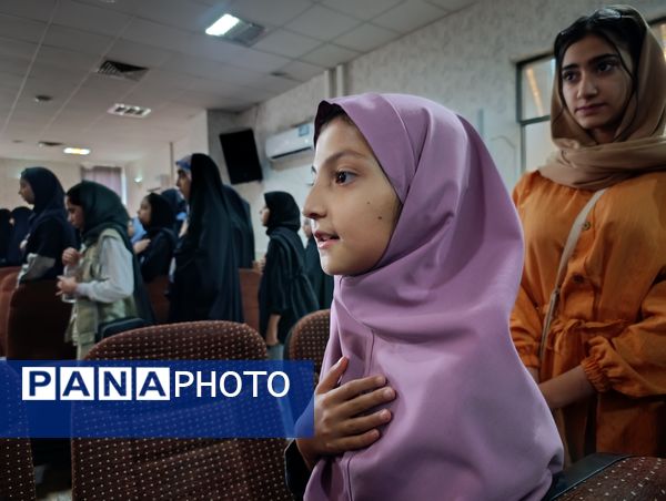 کارگاه خبرنگاری موبایلی با  مدیر عامل خبرگزاری پانا در مشهد 