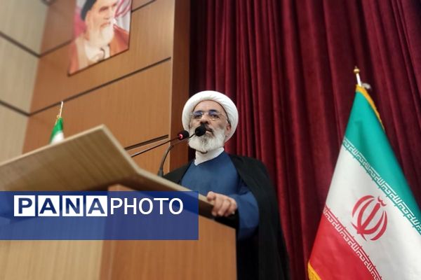 آیین تجلیل از ۷۰ رتبه برتر و ۱۸ مقام برتر یازدهمین جشنواره خوارزمی