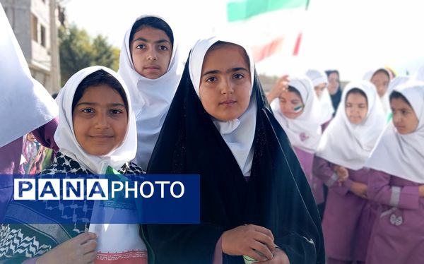  ۱۳ آبان؛ فریاد ایستادگی و عزت ایرانی در شهر بن 