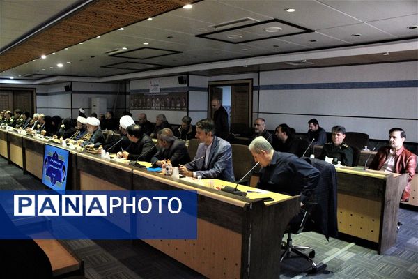 نشست شورای هماهنگی آیین وداع و خاکسپاری شهدای گمنام در قم