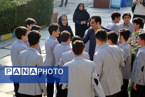 تجلیل از برگزیدگان جشنواره‌های فرهنگی و هنری دانش‌آموزان مازندران