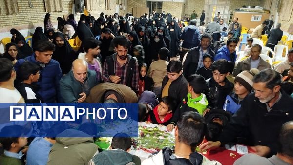 مراسم اکران فیلم سینمایی مجنون در دبیرستان کوثر شهر رباط‌سنگ