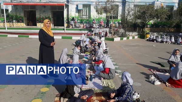 صبح پرانرژی با صبحانه سالم در دبستان نیایش