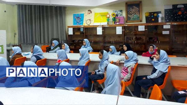 افتتاحیه سفیران سلامت در دبستان دخترانه فرهنگیان ۲