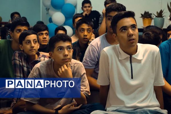تقدیر از نوجوانان فعال پایگاه بسیج حضرت صاحب الزمان (عج)
